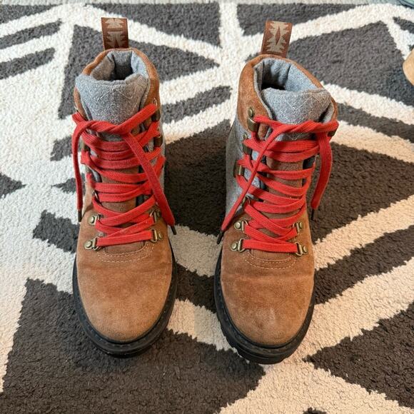 TOMS Women’s Summit Rawhide Gray Wool Waterproof Boots Size 7 - Picture 2 of 5